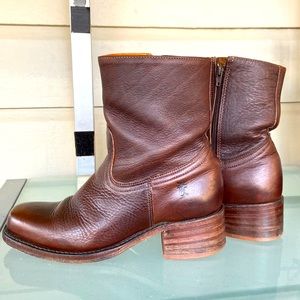Frye Campus Shorties in Warm Chestnut
